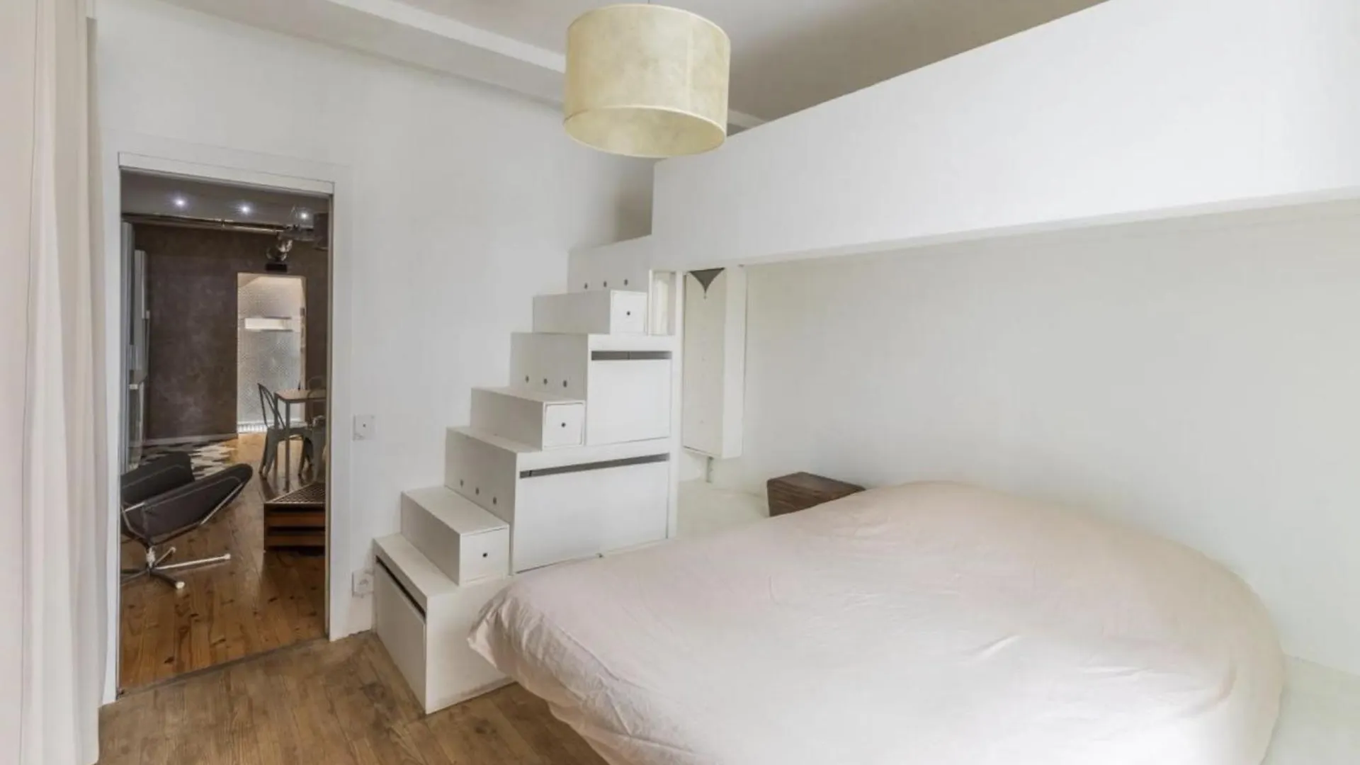 Beautifully Renovated 17Th Paris Apartment