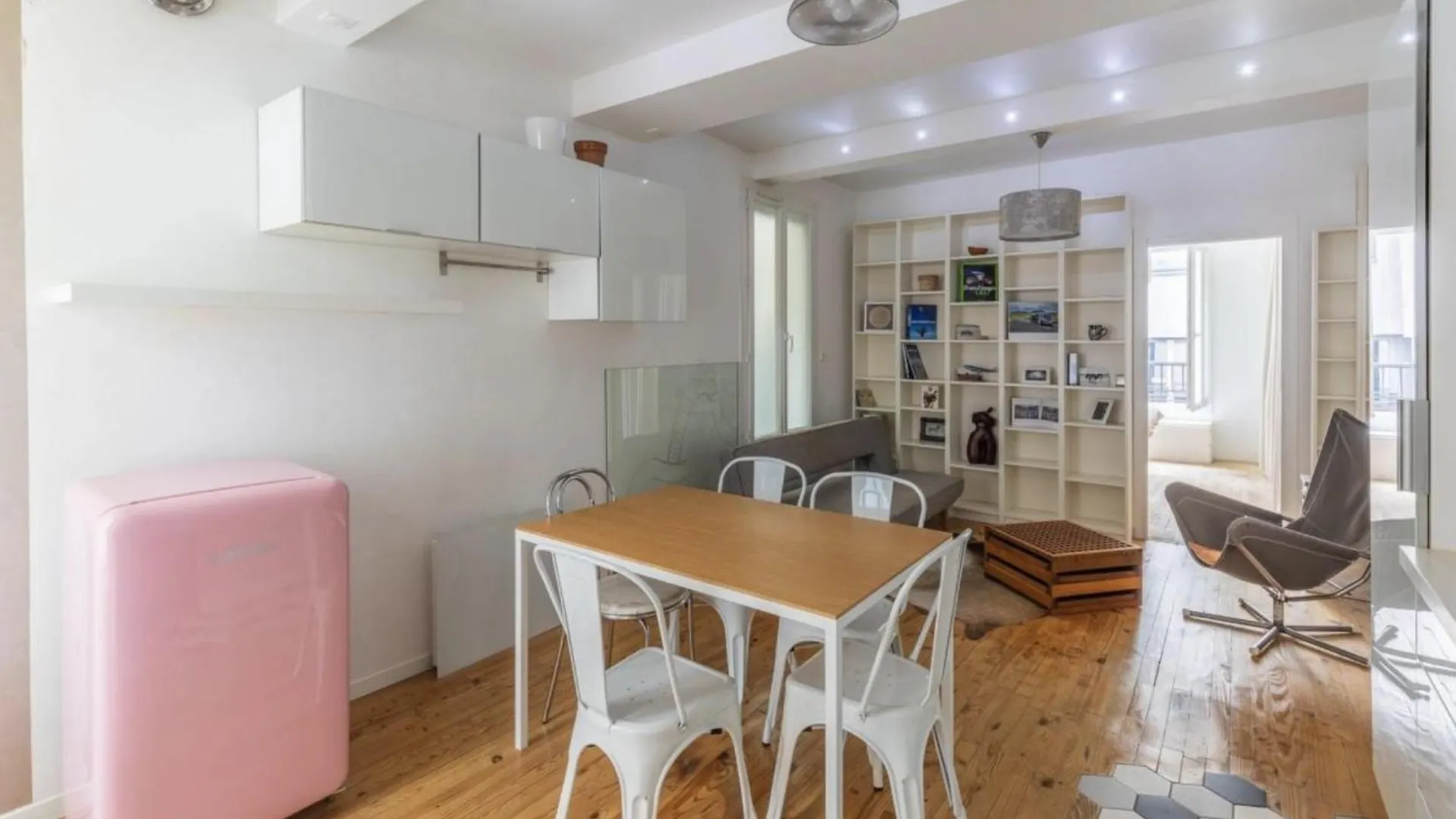 Beautifully Renovated 17Th Paris Apartment